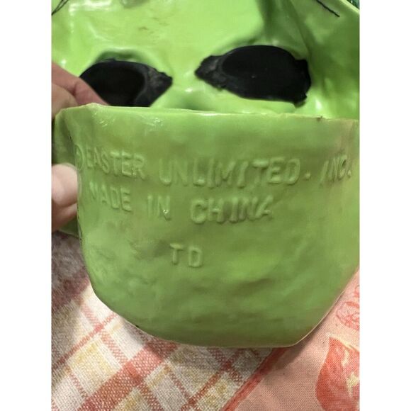 Vtg 90s Easter Unlimited Green Neon Skull Mask Long Black & Green Hair Funworld‎ - Picture 6 of 6